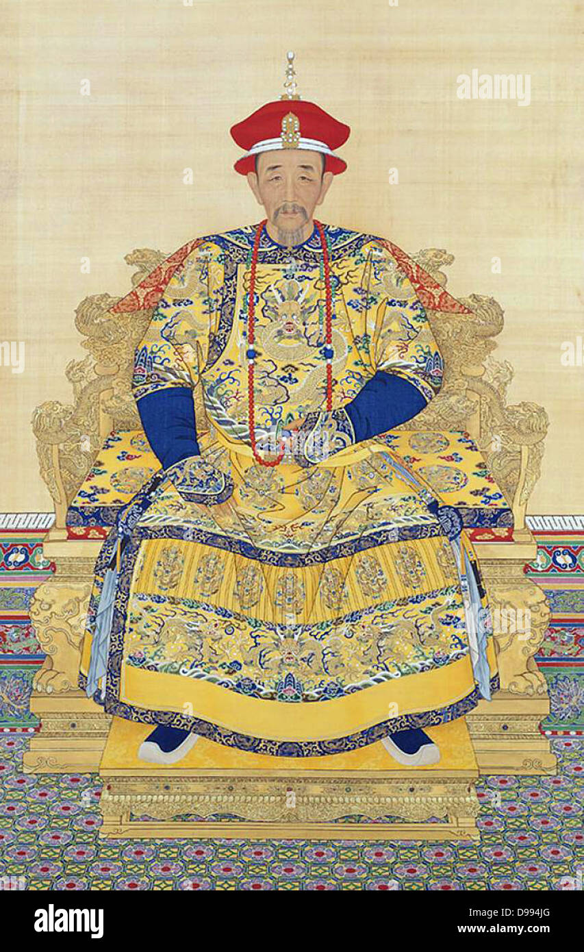 Porträt des Kaisers Kangxi bei Gericht Kleid, durch anonyme Gericht Künstler. Spät Kangxi Zeitraum. Hängenden blättern, Farbe auf Seide. Die Palace Museum, Peking Stockfoto