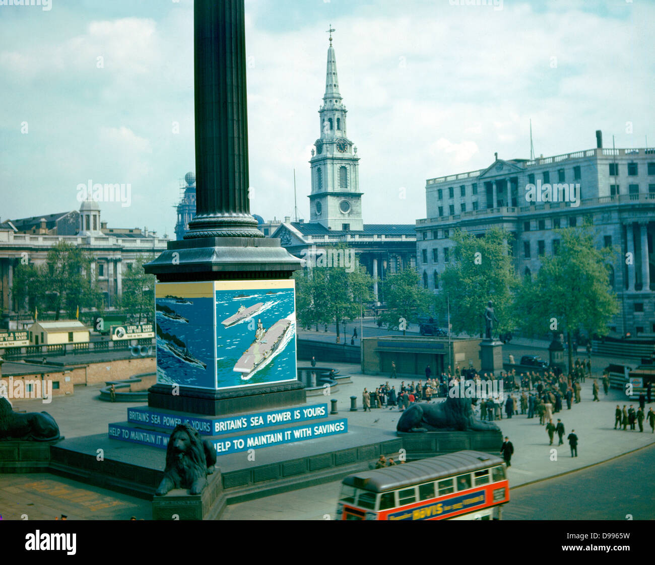 Weltkrieg 11 1939-45.  Trafalgar Square, London während des zweiten Weltkriegs Farbe Fotographie. Stockfoto