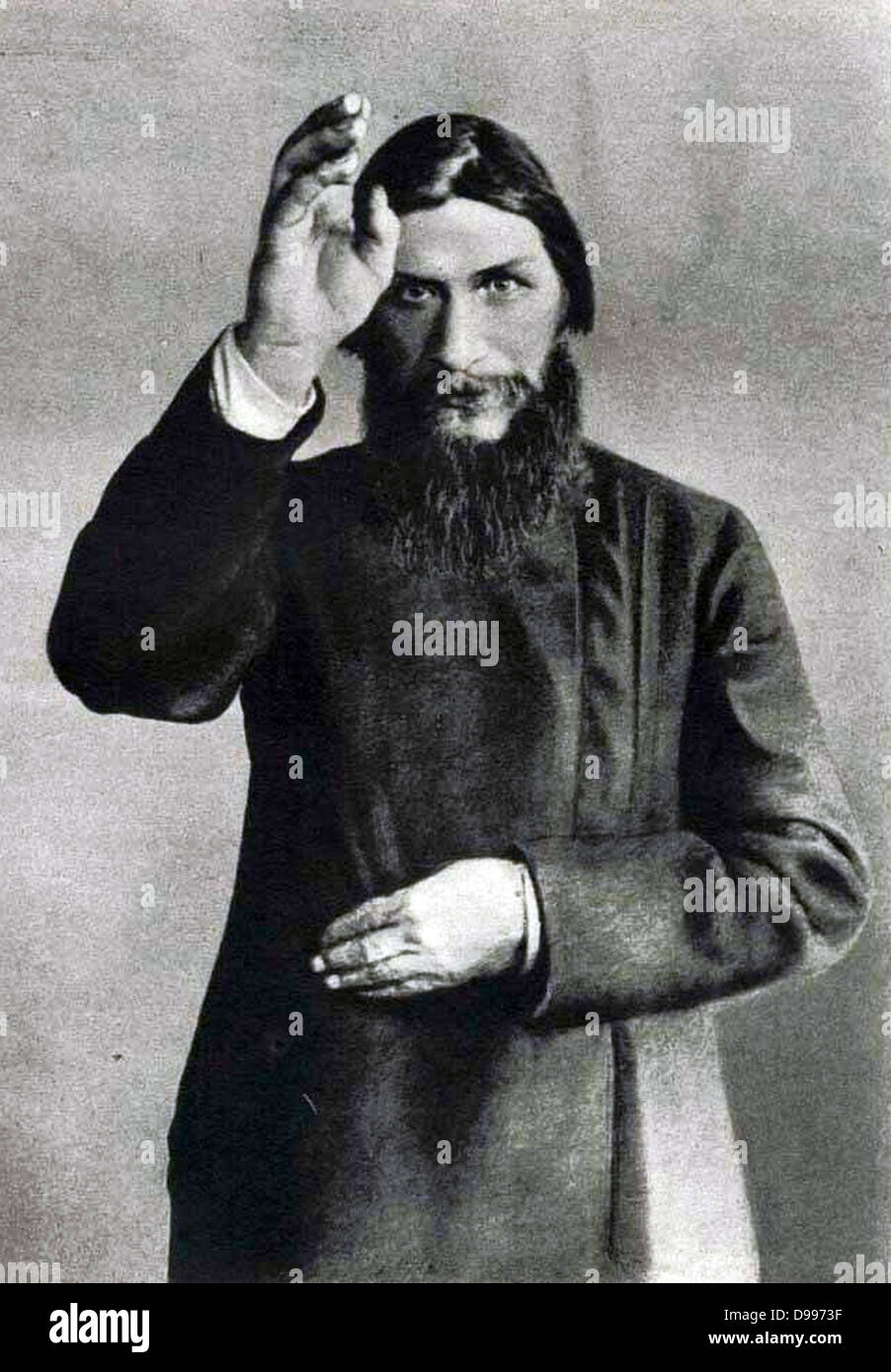 Gregory Yefimovich Rasputin 1869 - 1916 russische Mystiker wie in den letzten Tagen der russische Zar Nikolaus II. Geprägt wahrgenommen wird, seine Frau Alexandra, und ihr einziger Sohn Alexei. Stockfoto
