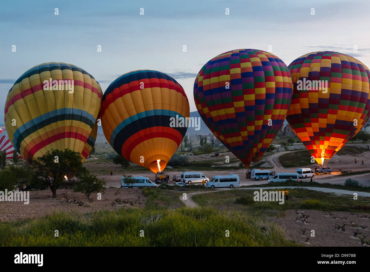 Brenner Regie eine Flamme in Heißluftballon Start vorbereiten Stockfoto