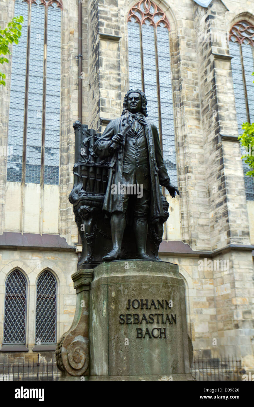 Statue von J.S.Bach außerhalb St. Thomas Kirche, Leipzig, Deutschland Stockfoto