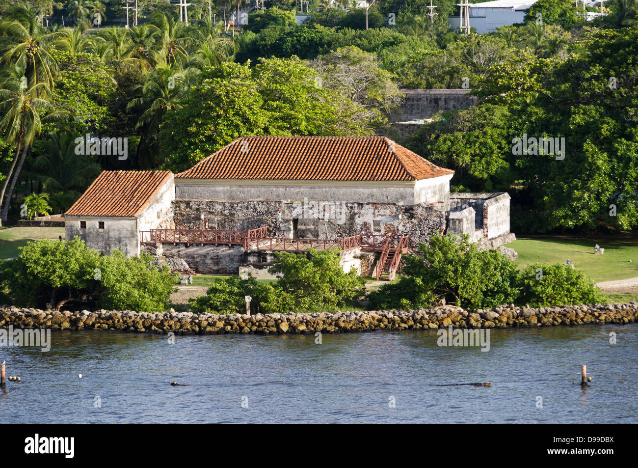 Eine alte spanische Festung bewacht den Hafen von Cartagena Kolumbien Stockfoto