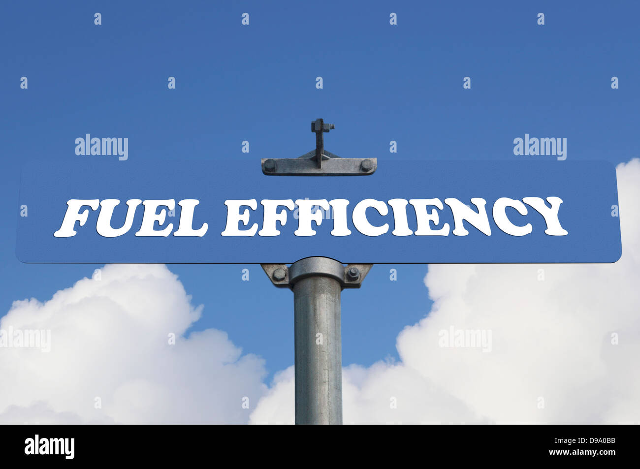 Kraftstoff-Effizienz-Straßenschild Stockfoto