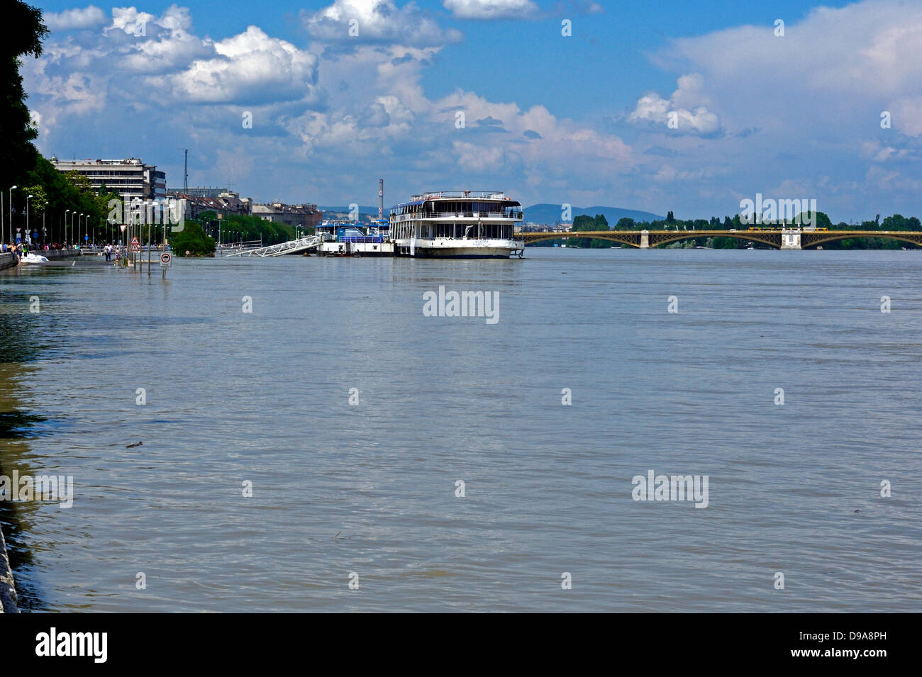 Hochwasser 2013 Fluss Donau Budapest Ungarn Europa Stockfoto