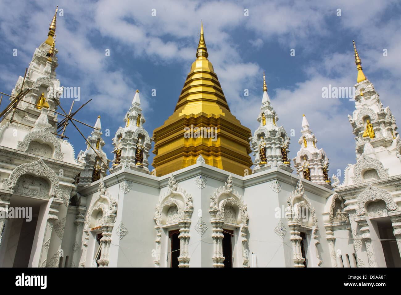 Chedi im Wat Sri Don Mond, Chiangmai Thailand Stockfoto