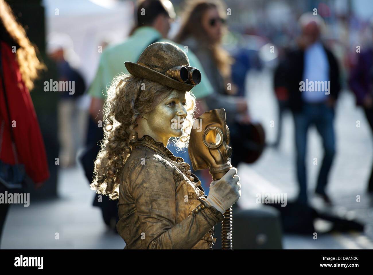 "Lebende Statue" ausführen auf der Royal Mile in Edinburgh. Stockfoto