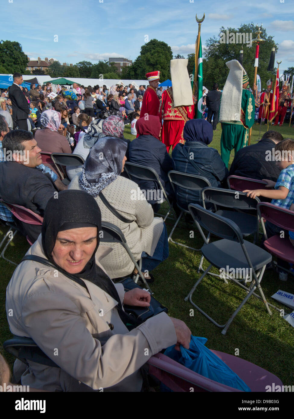 Türkische Gemeinde-Festival mit Musik-Festspiele und traditionelle Essensstände in London, Großbritannien Stockfoto