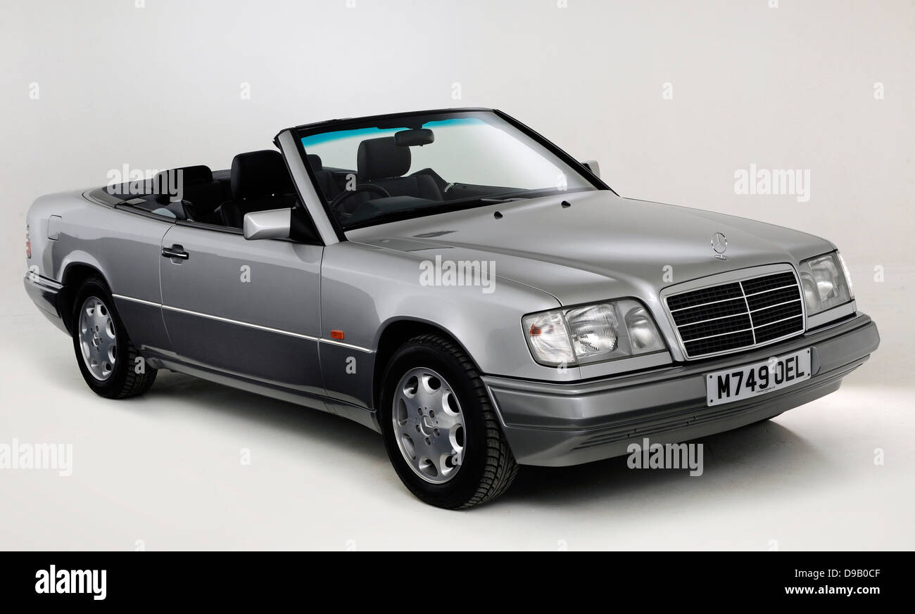 1995 Mercedes Benz E220 Cabrio Stockfoto