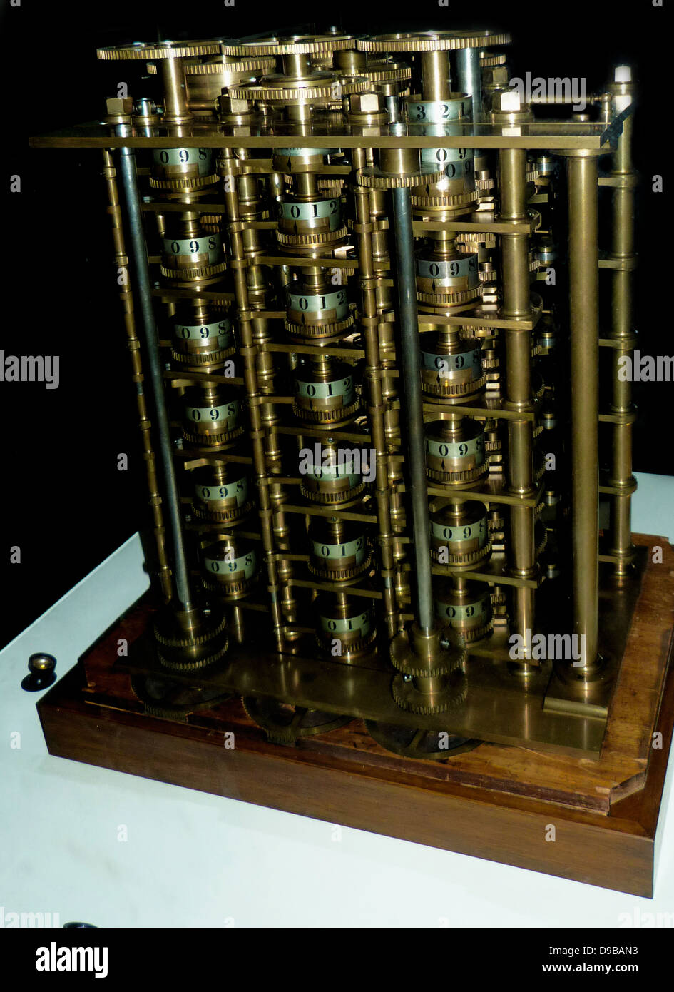 Die babbage Difference Engine, Nr. 1, 1832. Charles Babbage (1791-1871), ein englischer Ingenieur, der das Konzept eines programmierbaren Computer stammt. In 1991, ein perfekt funktionierendes Difference Engine wurde von seinen ursprünglichen Plänen gebaut, was darauf hinweist, dass Stockfoto