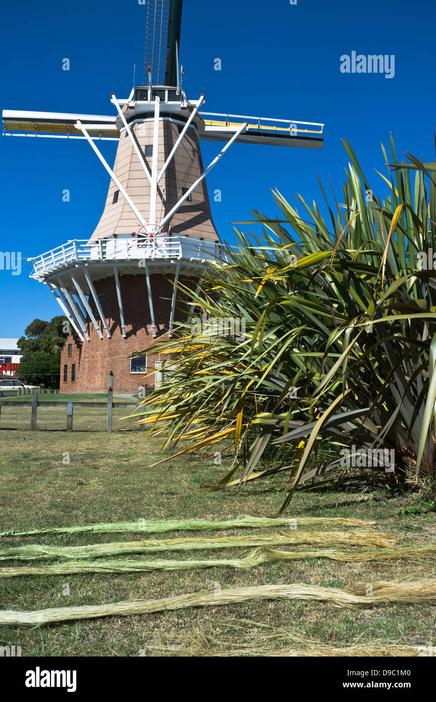 dh FOXTON Neuseeland Foxton Flachs Stripperin Museum trocknen Fahrerlager und Windmühle Stockfoto