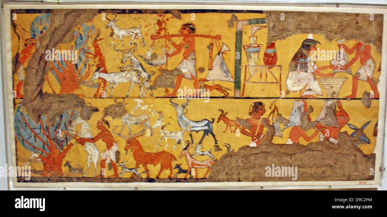 Ägyptische Wandmalereien aus dem Neuen Reich, facsimies der alten ägyptischen Wanddekoration. Sie sind exakte Kopien der Original Szenen, exakte in Linie und Farbe und, von wenigen Ausnahmen abgesehen, im Maßstab 1:1 Stockfoto