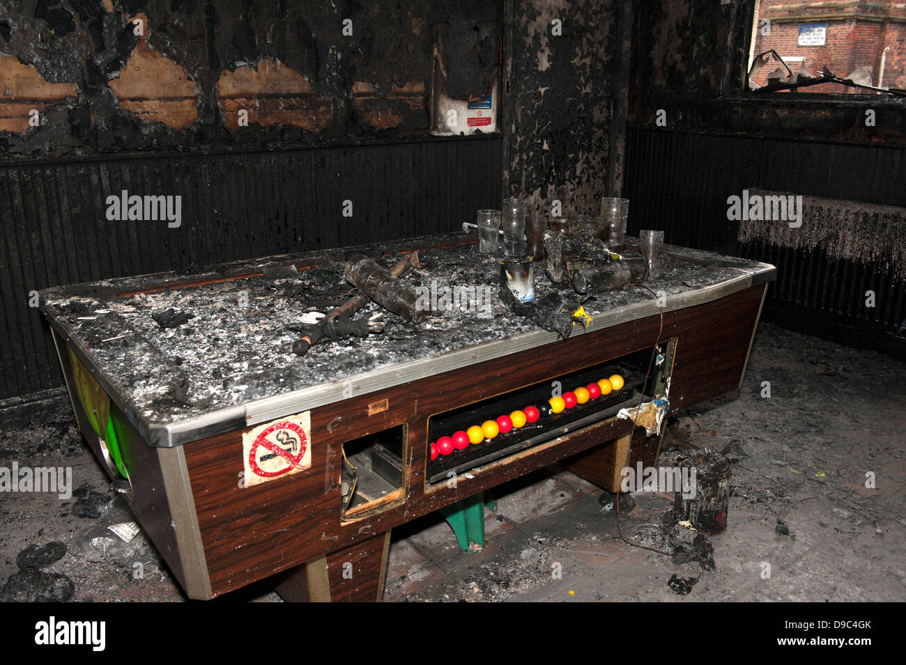 Billard Pub Brandstiftung Feuer verbrannt Stockfoto