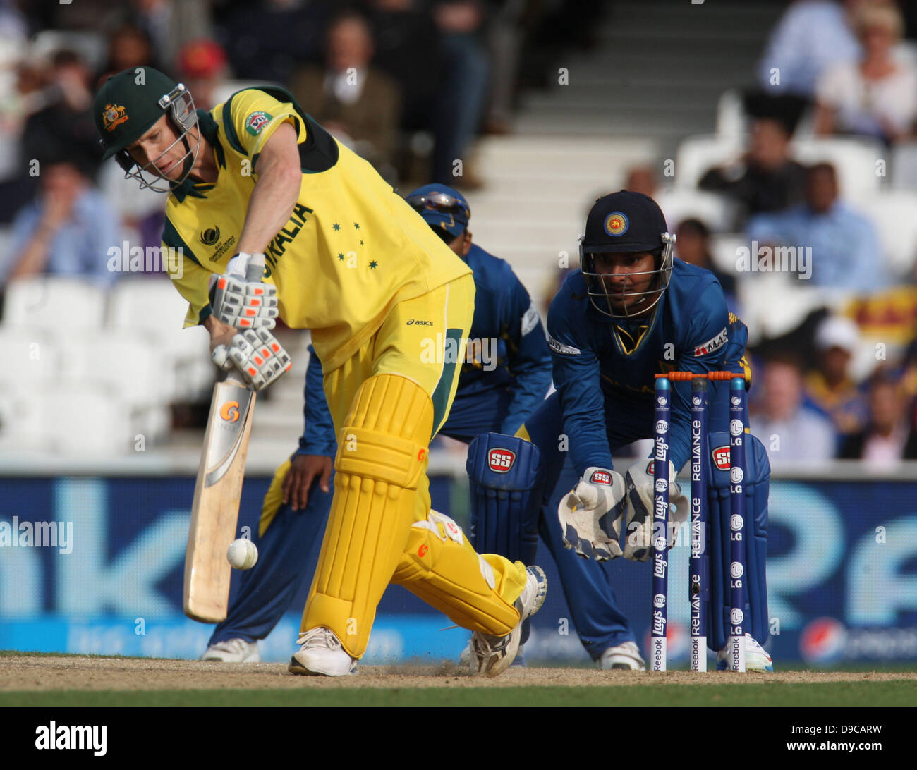 17.06.2013 London, England. Adam Voges von Australien während der ICC Champions Trophy Gruppe A Leuchte zwischen Australien und Sri Lanka von The Oval. Stockfoto