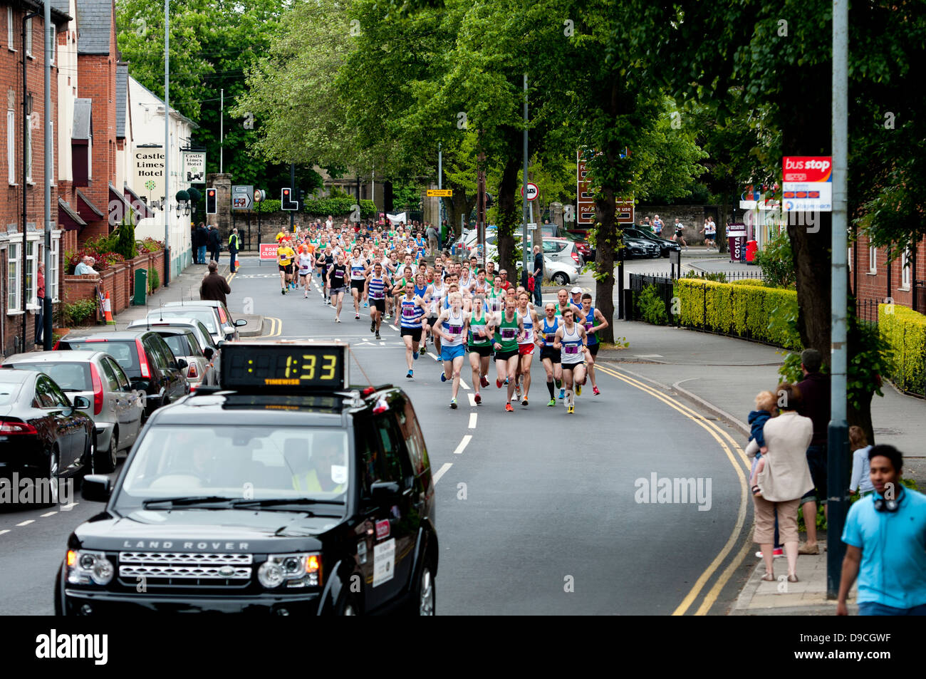 Zwei Schlösser verkehren zwischen Warwick und Kenilworth Burgen. Stockfoto