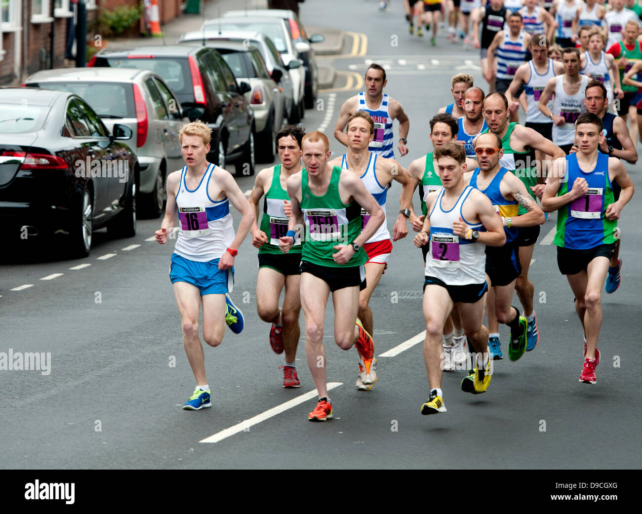 Zwei Schlösser verkehren zwischen Warwick und Kenilworth Burgen. Stockfoto