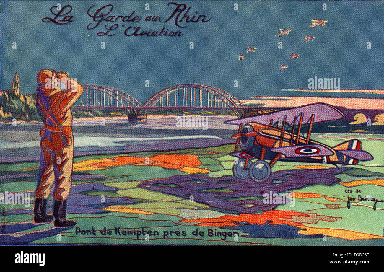 Französische aviator auf Watch im besetzten Rheinland nach dem Ersten Weltkrieg, zeigt die Kempten Brücke in der Nähe von Bingen. Postkarte c 1920 mit Legende La Garde au Rhin lAviation (aiur Steckdosenleisten den Rhein). Stockfoto
