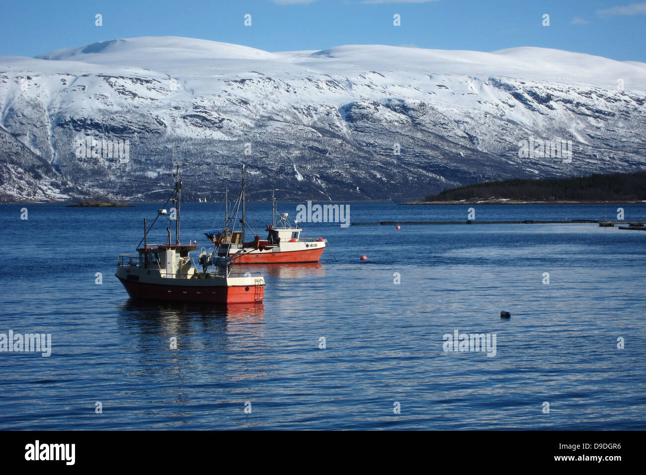 Angelboote/Fischerboote, Lyngseidet, Lyngen, arktische Norwegen Stockfoto