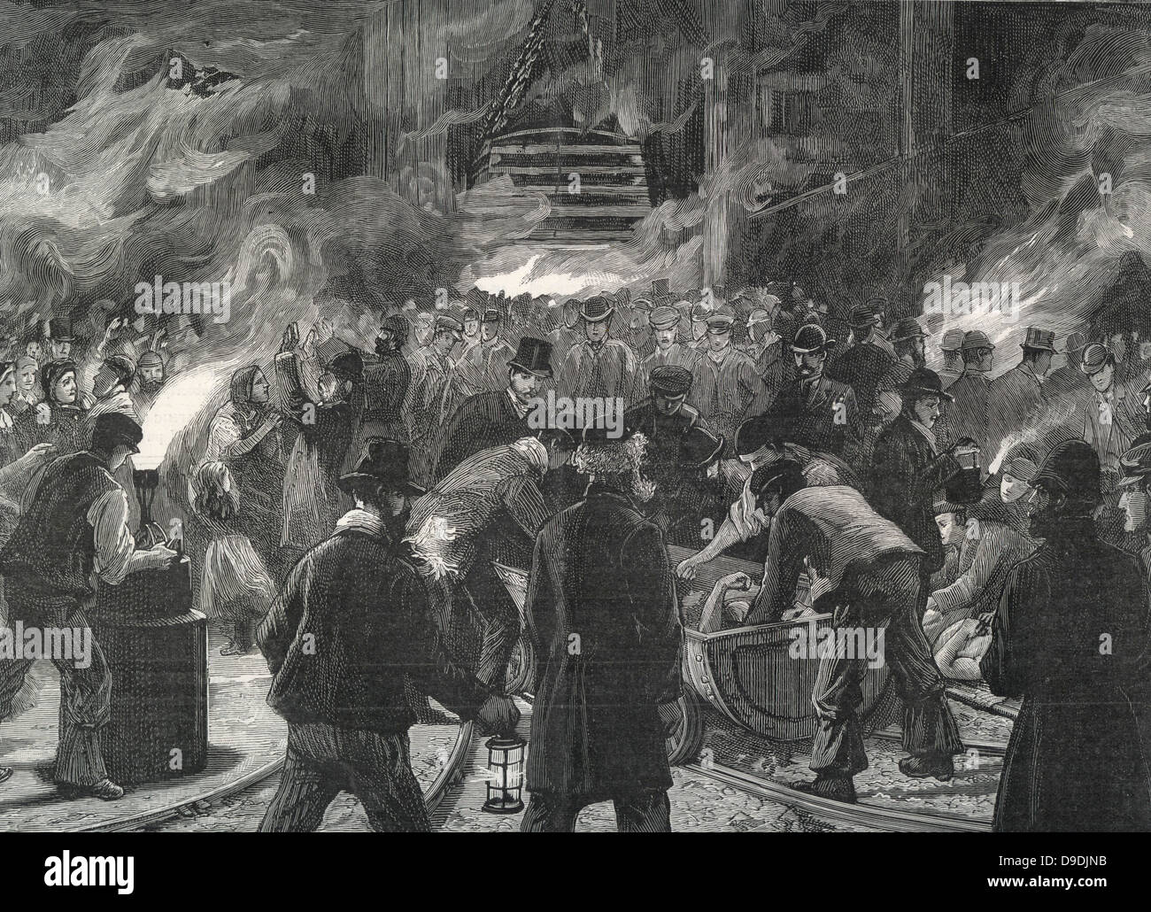 Zeche-Explosion in Llanerch, Monmouthshire, Wales, 1890. Die Nachtschicht, die darauf warten, gehen Sie in den Schacht, Leichen zu Bergen. Stockfoto