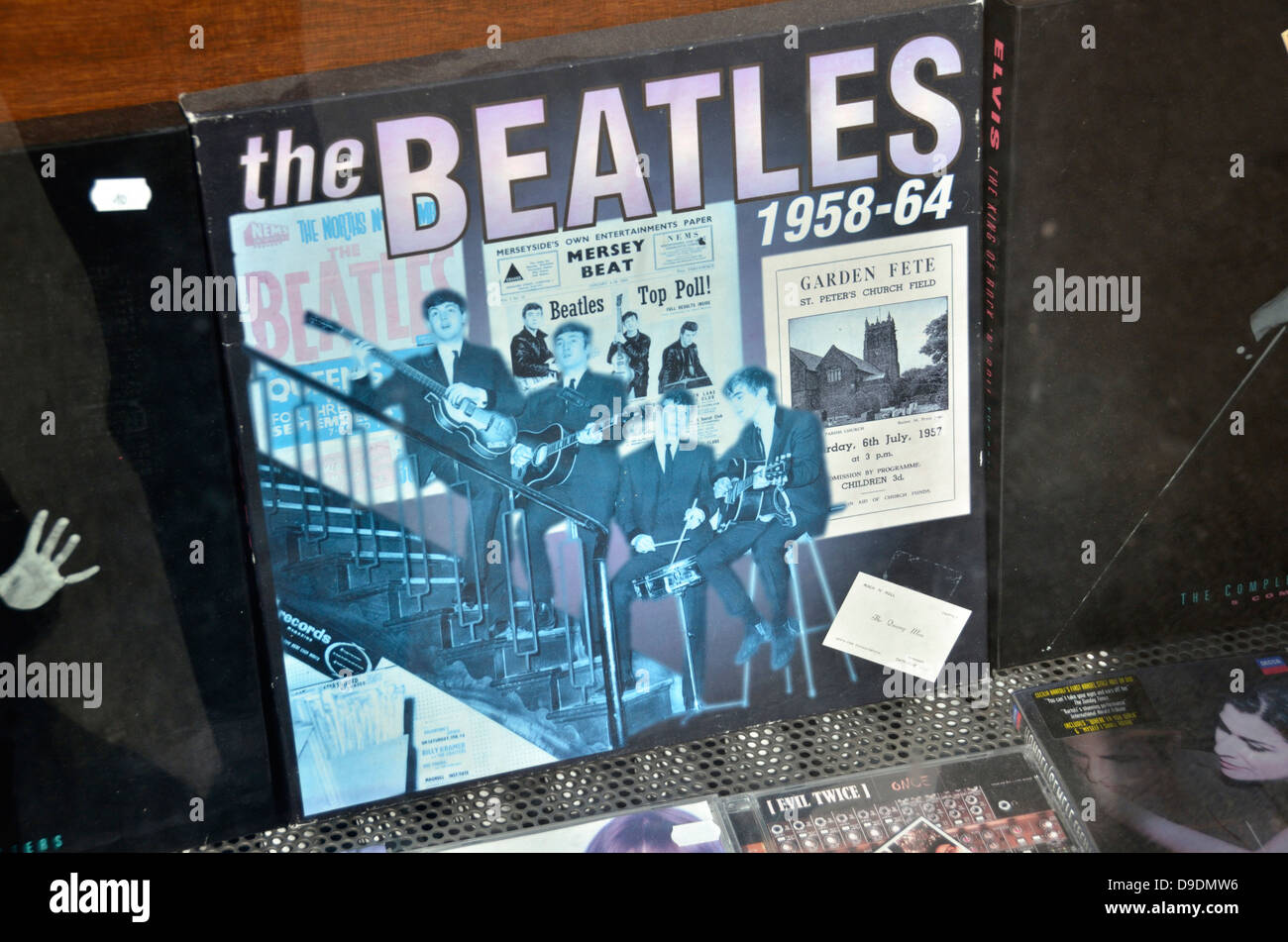 Alten Beatles Box Rekord in einem Schaufenster Stockfoto