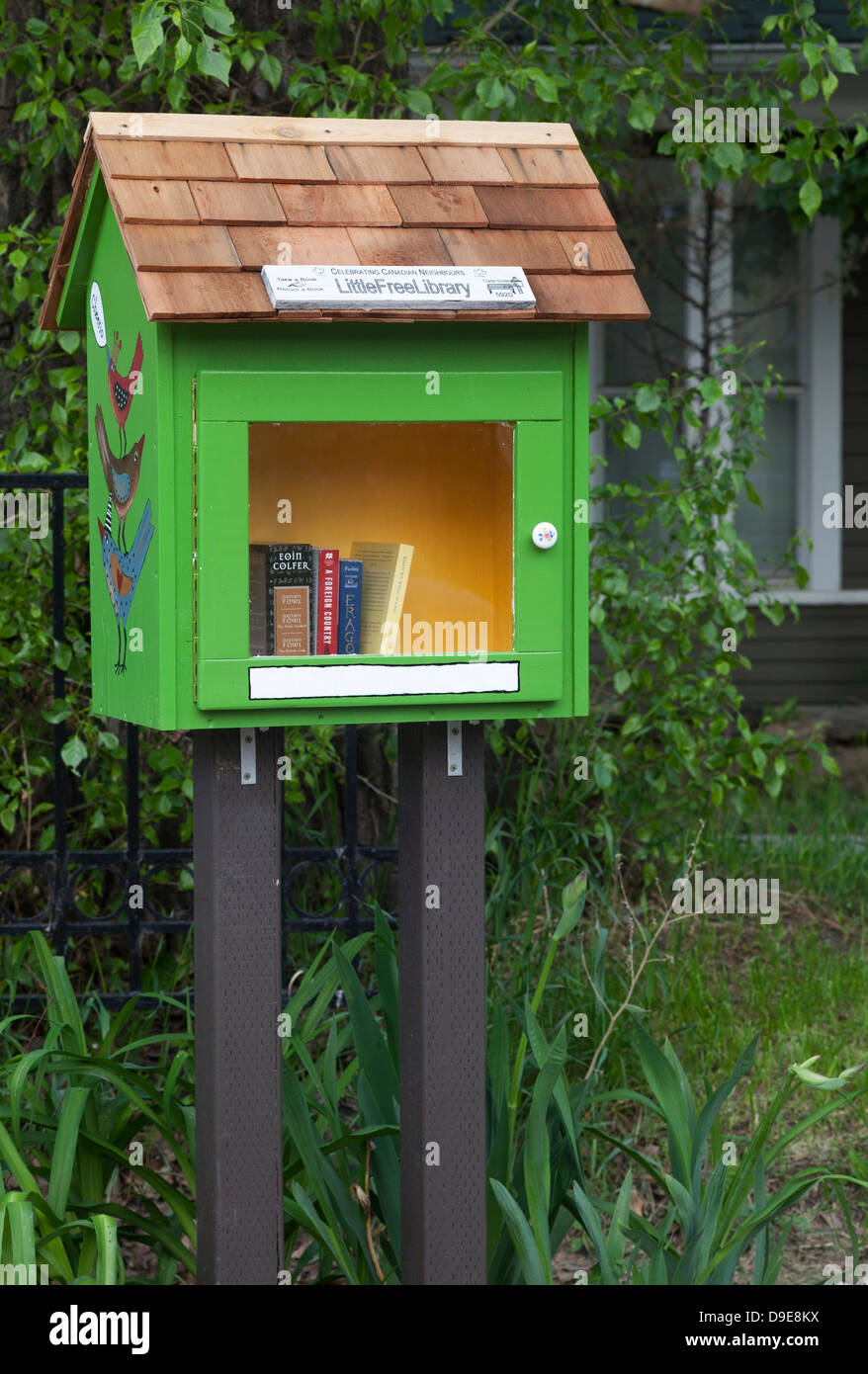 Wenig freie Bibliothek Nachbarschaft Buchen Austausch Stockfoto