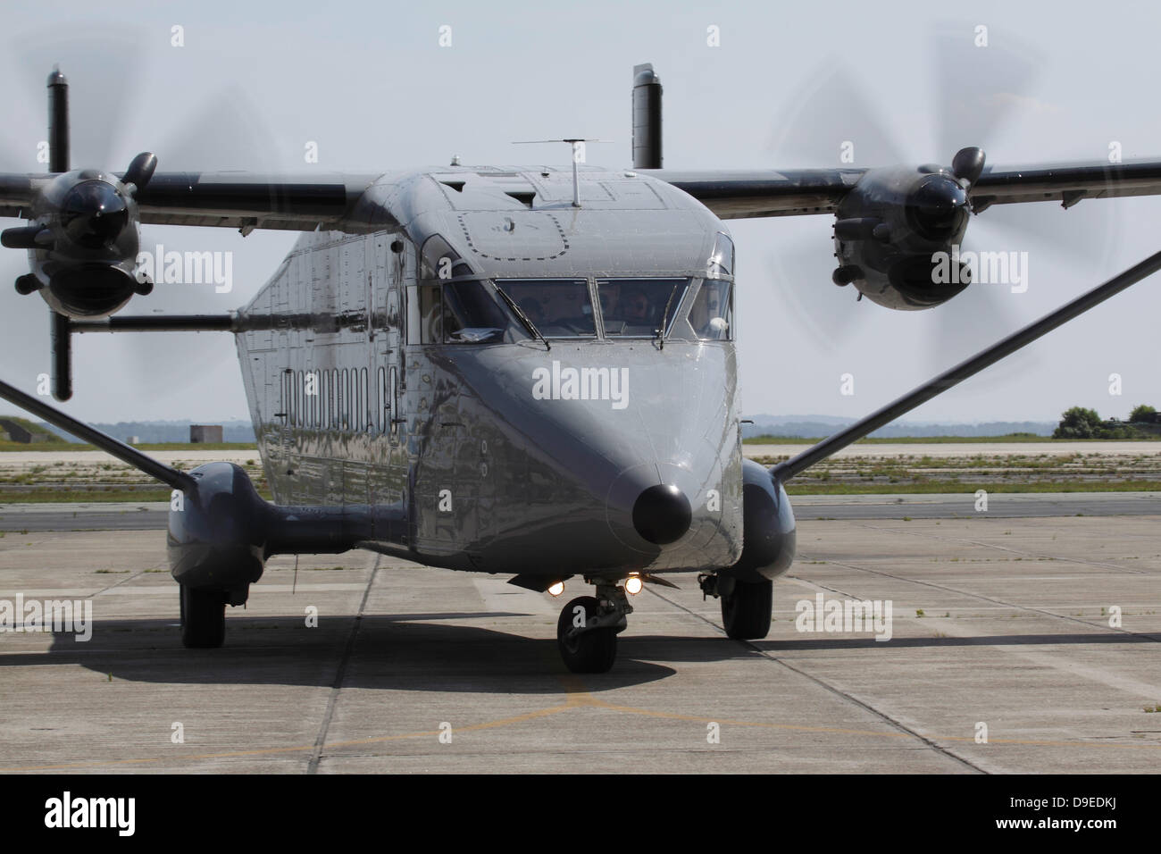 Eine Shorts C-23 Sherpa des Vereinigte Staaten Militärs bereitet bis zum Abflug. Stockfoto