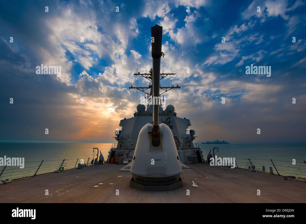 Arabisches Meer, läuft 22. März 2011 - geführte Flugkörper Zerstörer USS Higgins (DDG-76) in den Persischen Golf. Stockfoto