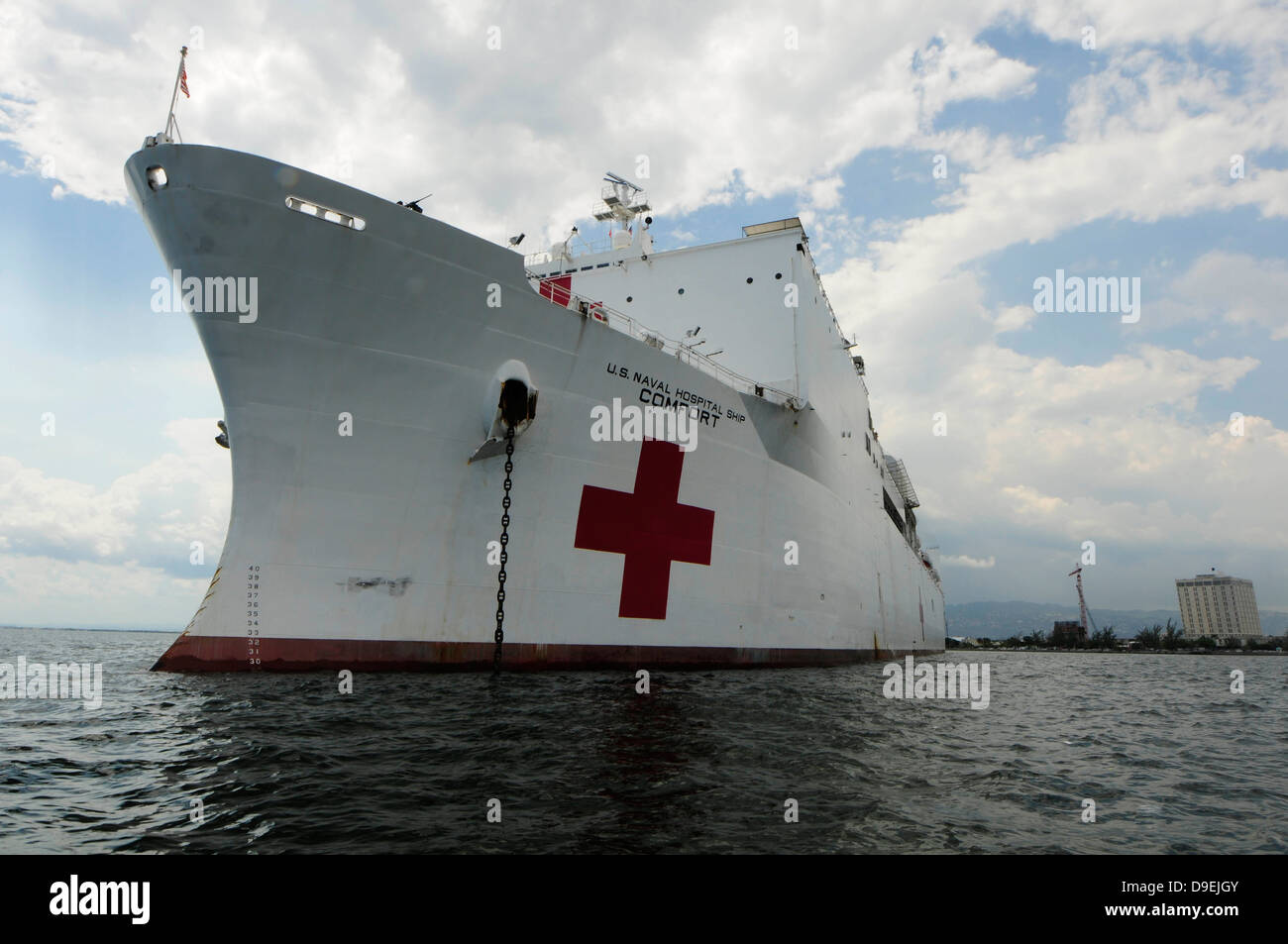 Military Sealift Command Krankenhaus Schiff USNS Comfort am Hafen. Stockfoto