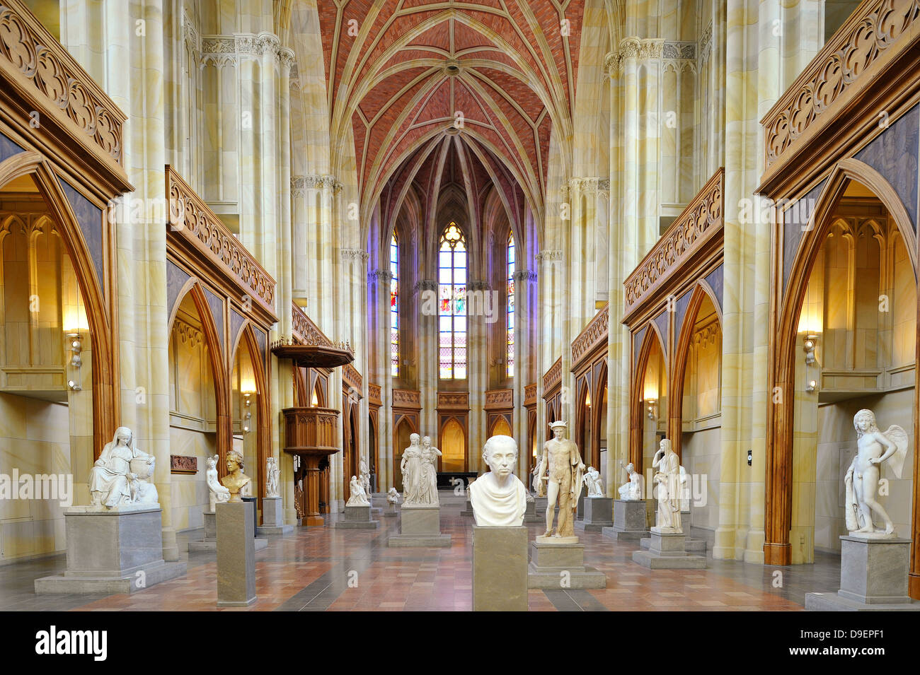 Skulptur von Immanuel Kant von Carl Friedrich Hagemann, Innenansicht Friedrichswerdersche Kirche, Schinkel Kirche, Schinkelmuseum Stockfoto