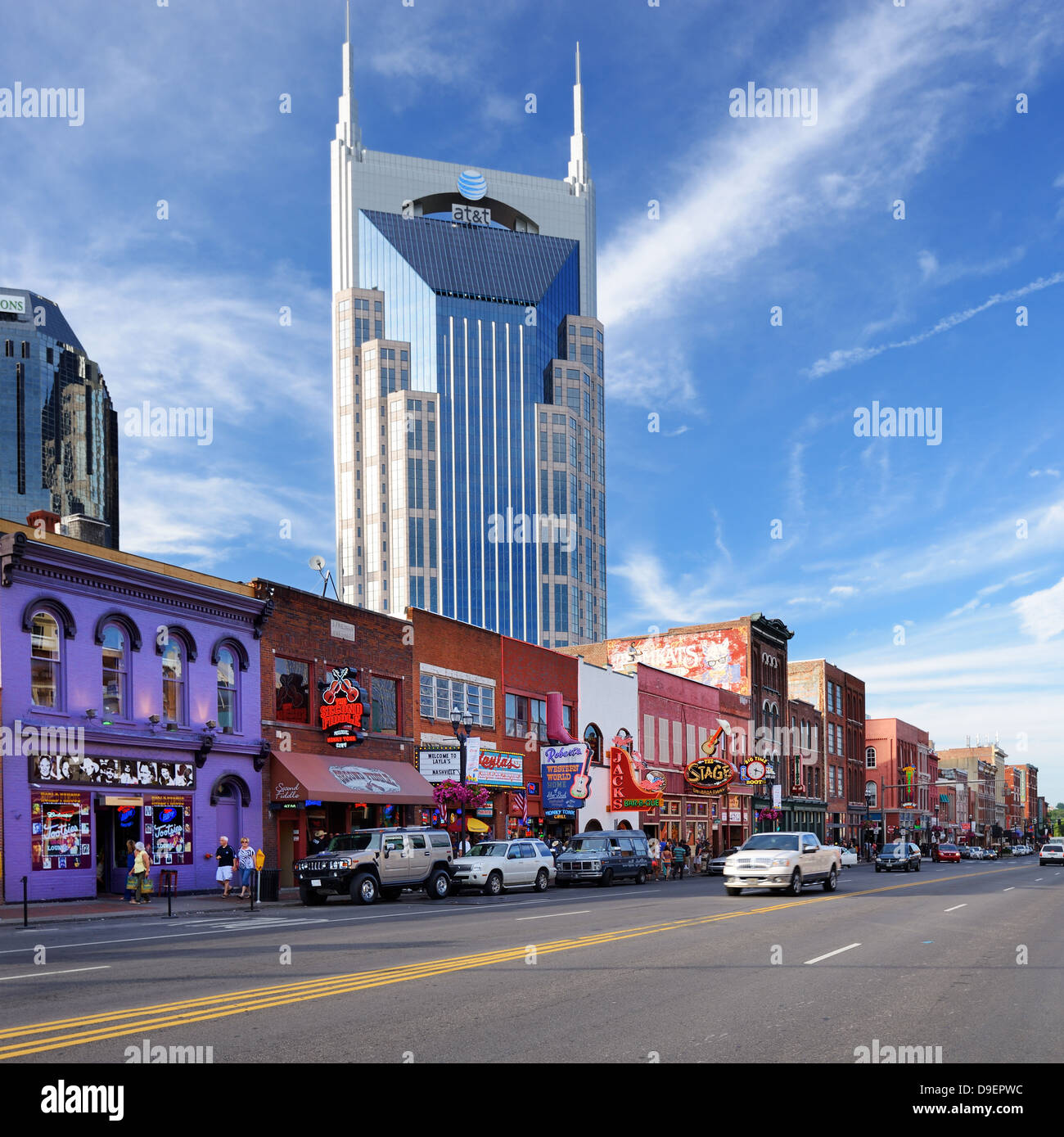 Leuchtreklamen Bars am Broadway in Nashville, Tennessee. Stockfoto