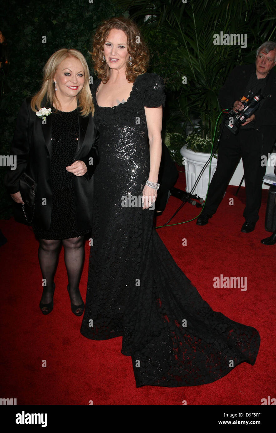 Jacki Weaver und Melissa Leo QVC Red Carpet Style Party statt im Four Seasons Hotel - Ankunft Los Angeles, Kalifornien - 25.02.11 Stockfoto