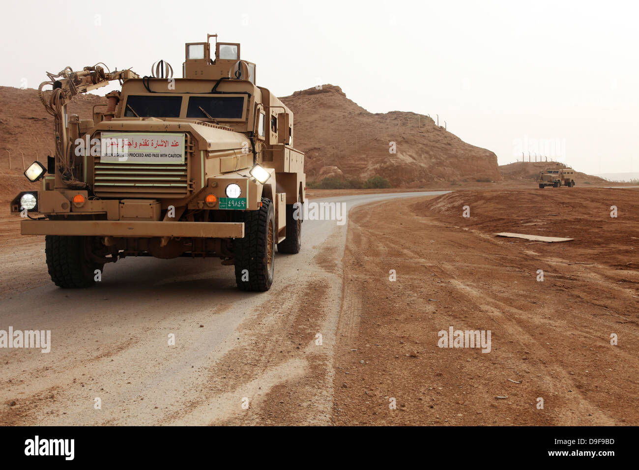 Cougar gepanzerte Kampffahrzeuge im Irak. Stockfoto