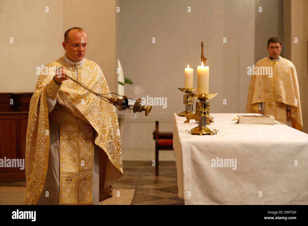 Orthodoxe Messe, St. Jean Chrysotome Liturgie, Villemomble, Seine-Saint-Denis, Frankreich Stockfoto