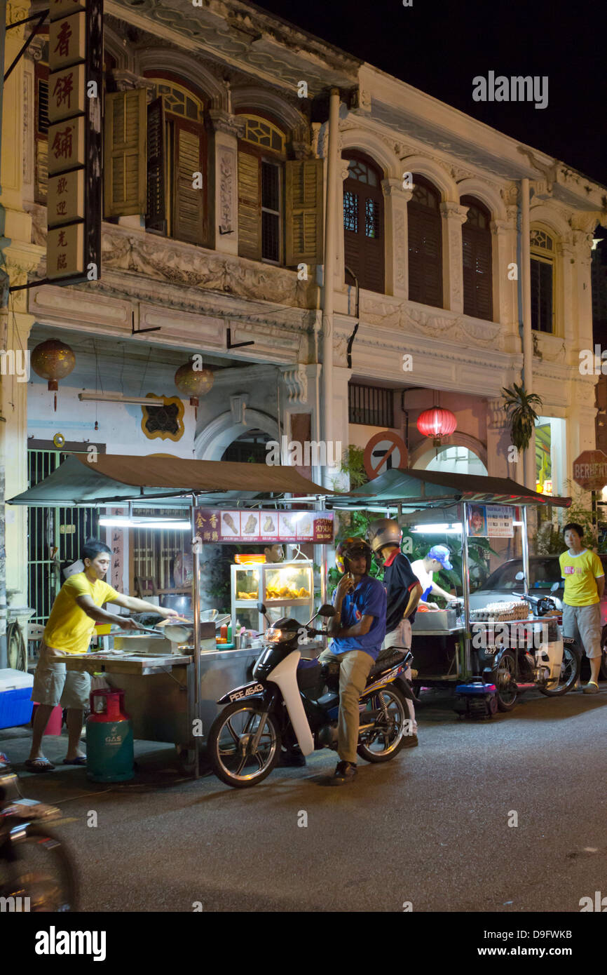 Nacht Essensstände in Chinatown, Georgetown, Pulau Penang, Malaysia, Südost-Asien Stockfoto