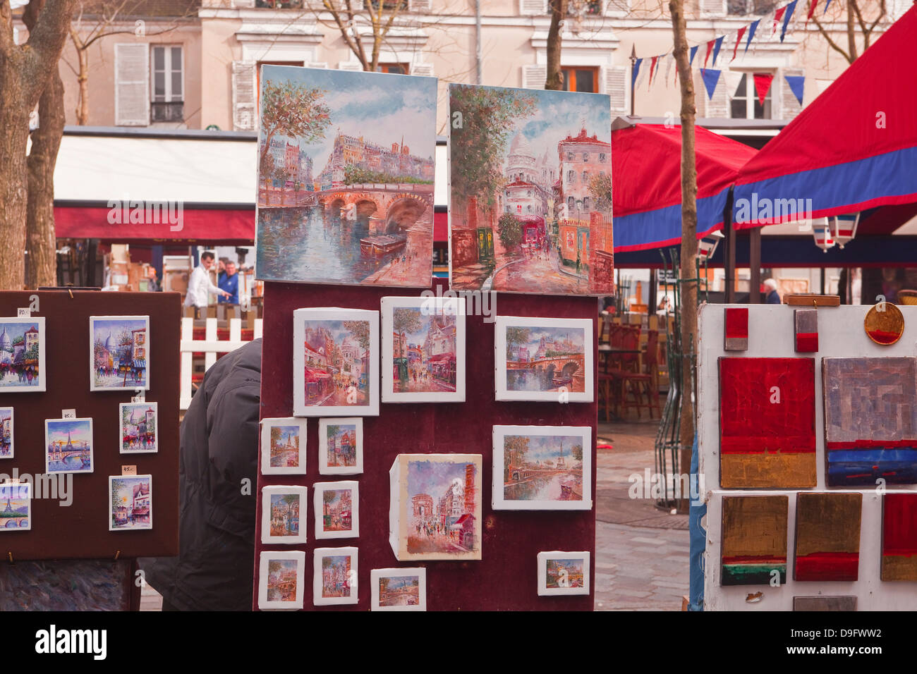 Gemälde zum Verkauf an die berühmten Place du Tertre in Montmartre, Paris, Frankreich Stockfoto