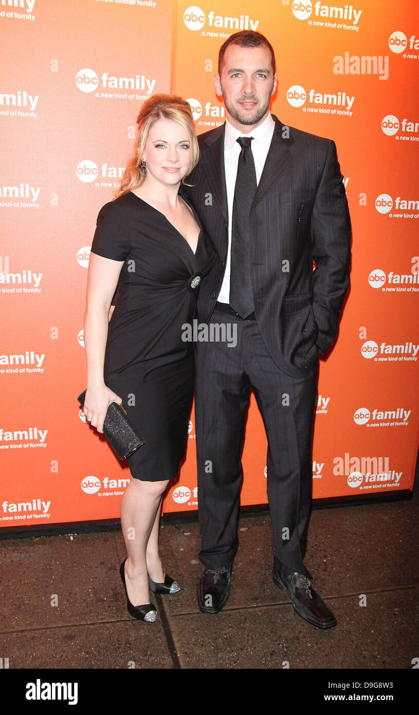 Melissa Joan Hart, Mark Wilkerson ABC Familie 2011 Upfronts Saisonauftakt an Schönheit und Essex New York City, USA - 10.03.11 Stockfoto