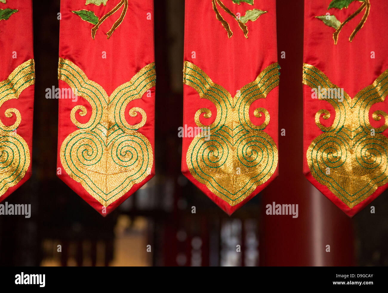 Hangins in einem buddhistischen Tempel in Shanghai China Stockfoto