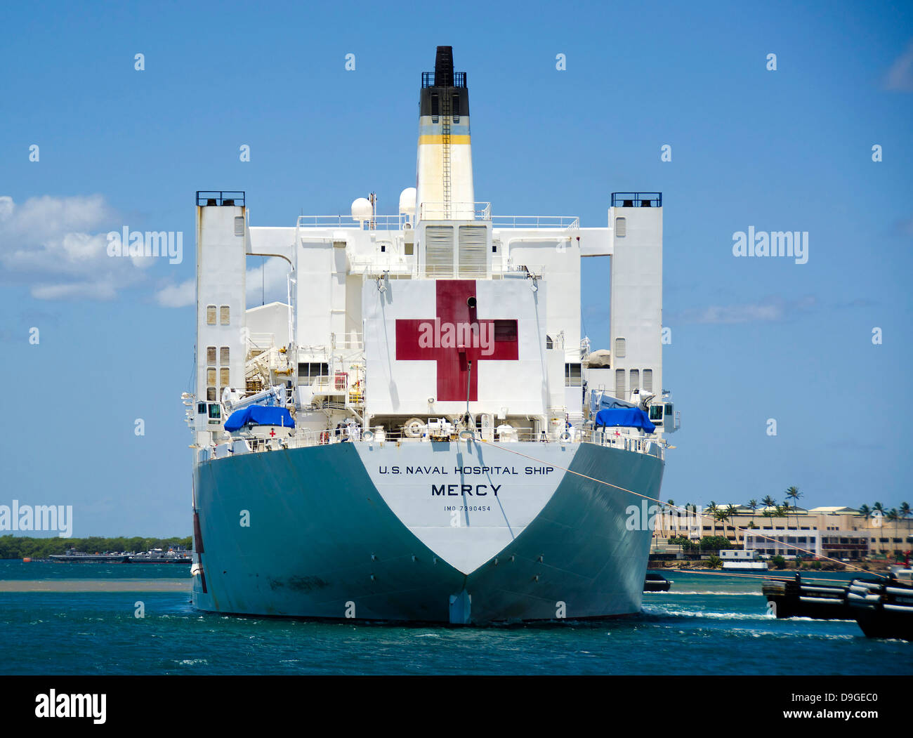 Lazarettschiff USNS Mercy auf gemeinsamer Basis Pearl Harbor-Hickam in Hawaii. Stockfoto
