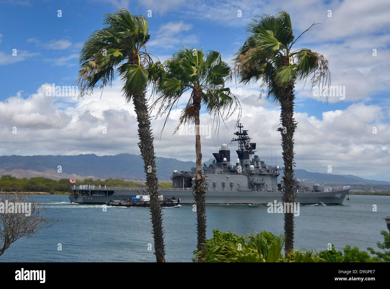 Das japanische Self Defense Force Schiff JS Shirane-Transite Pearl Harbor. Stockfoto