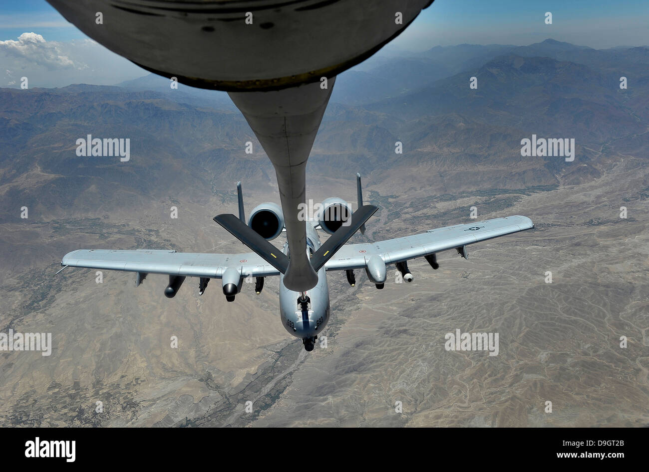 2. August 2012 - ist A US Air Force-a-10 Thunderbolt über Afghanistan während der Einsätze in Übersee betankt. Stockfoto