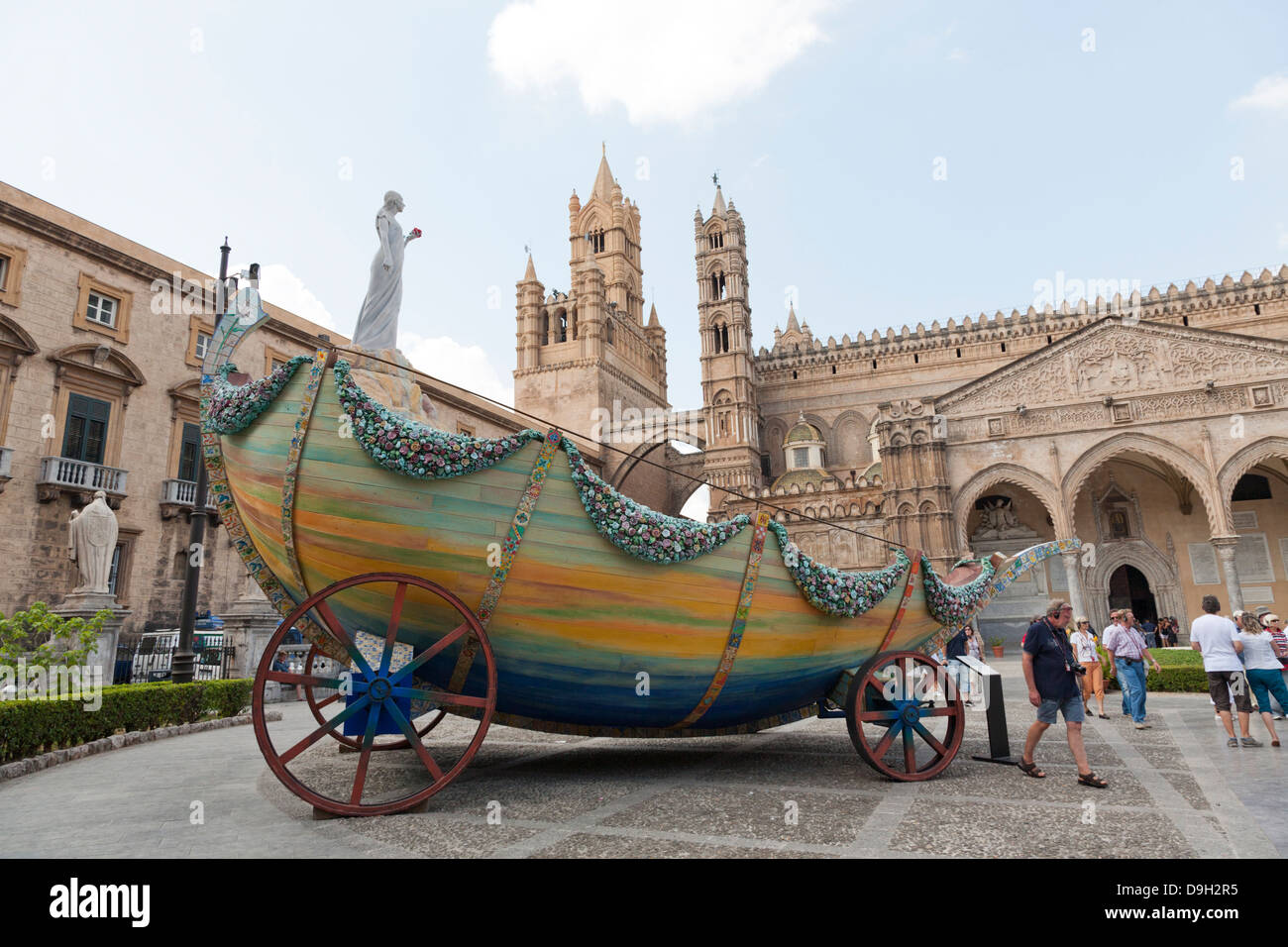 Festival Wagen voller Stadtpatron, Santa Rosalia, Cattedrale di Palermo, Palermo, Sizilien, Italien Stockfoto