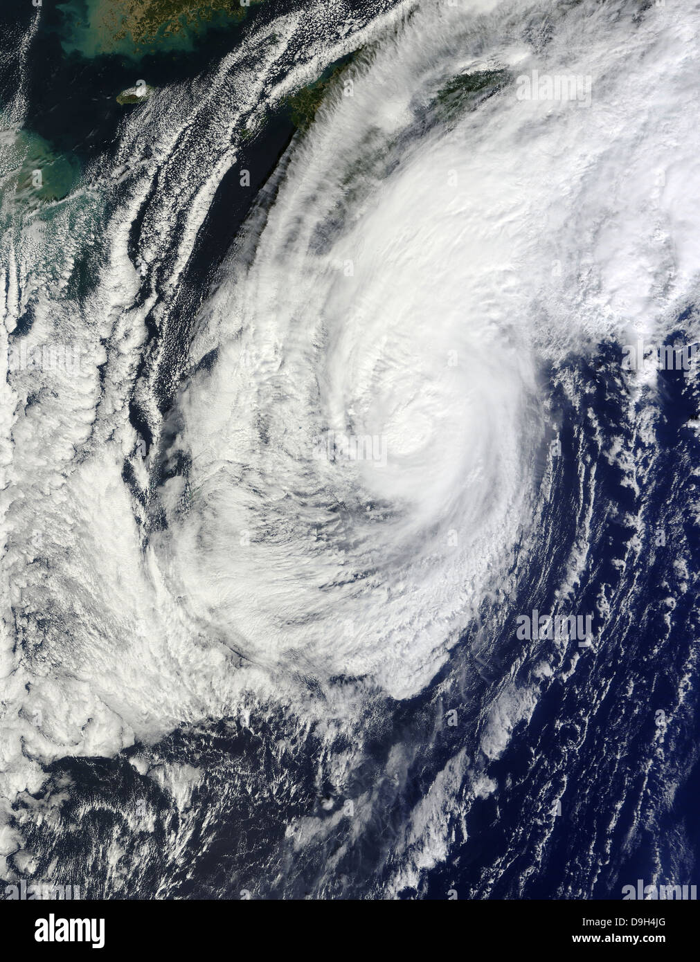29. Oktober 2010 - Taifun Chaba über den Ryukyu-Inseln, Japan. Stockfoto