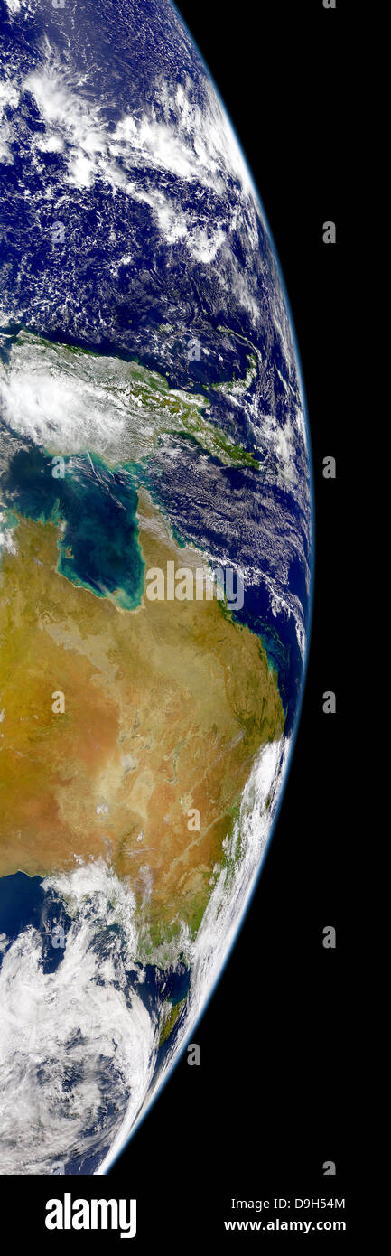 Eine klare Sicht auf die südlichen Great Barrier Reef, Salinen in der australischen Wüste und Sunglint Muster in der Bismarck-See. Stockfoto