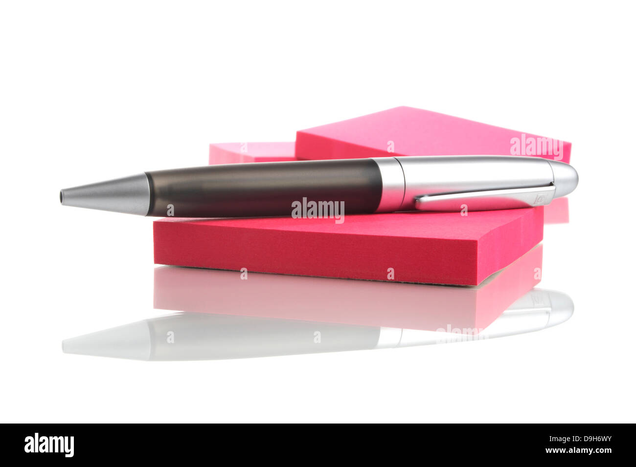 Kugelschreiber mit Notiz Zettel Stockfoto
