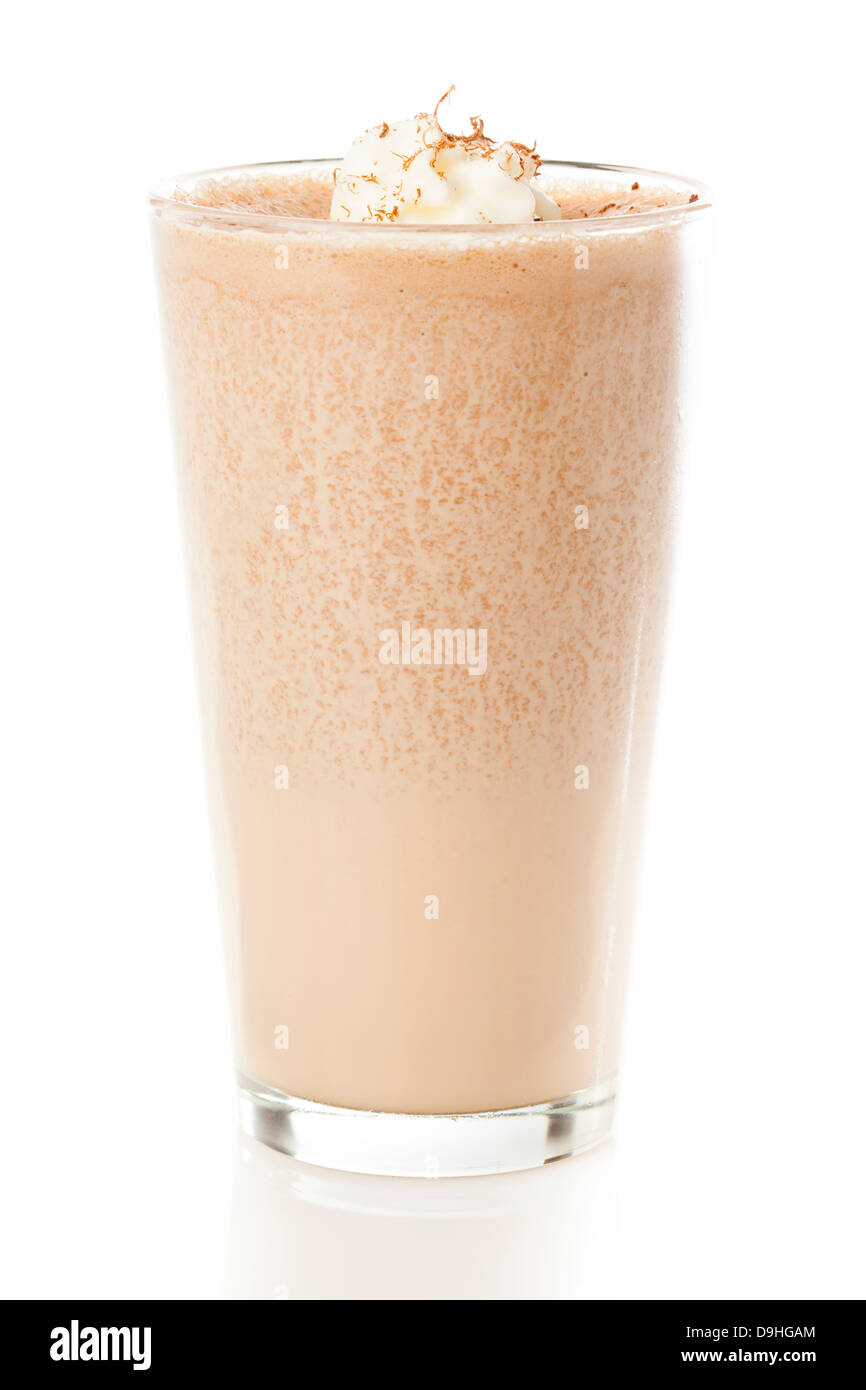 Reichhaltige und cremige Schokolade Milchshake mit Schlagsahne Stockfoto