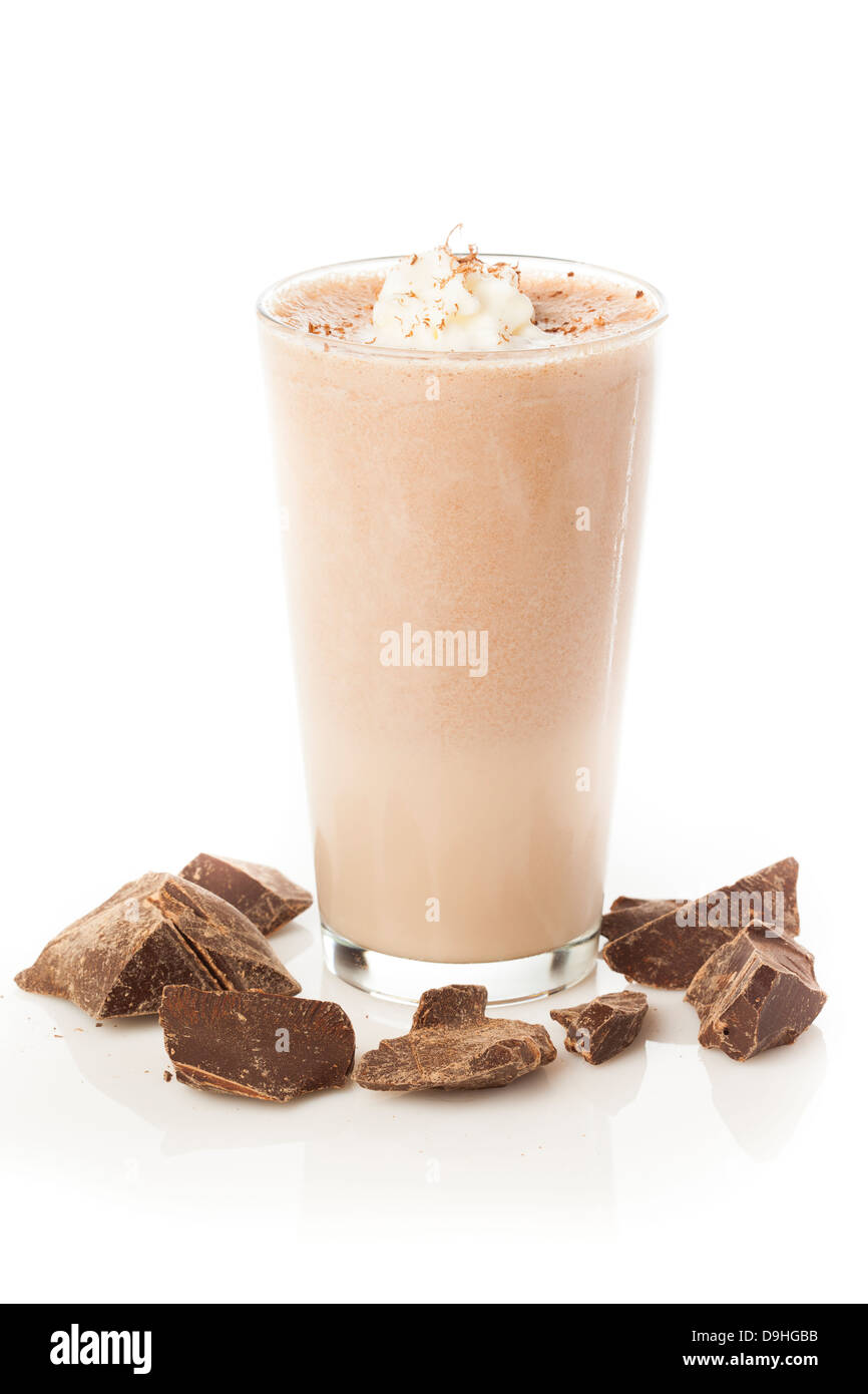 Reichhaltige und cremige Schokolade Milchshake mit Schlagsahne Stockfoto