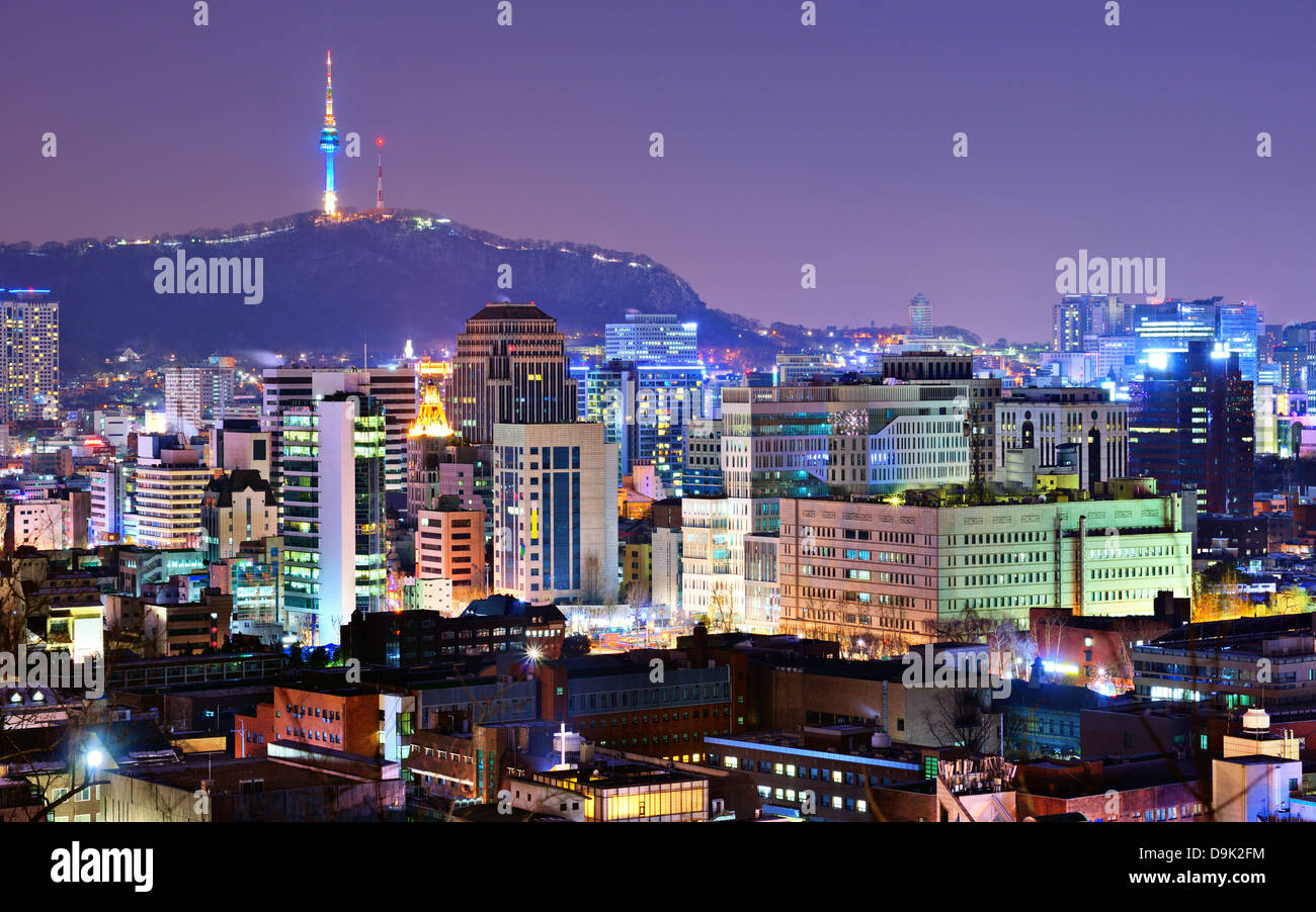 Ansicht von Seoul, Südkorea in der Nacht. Stockfoto