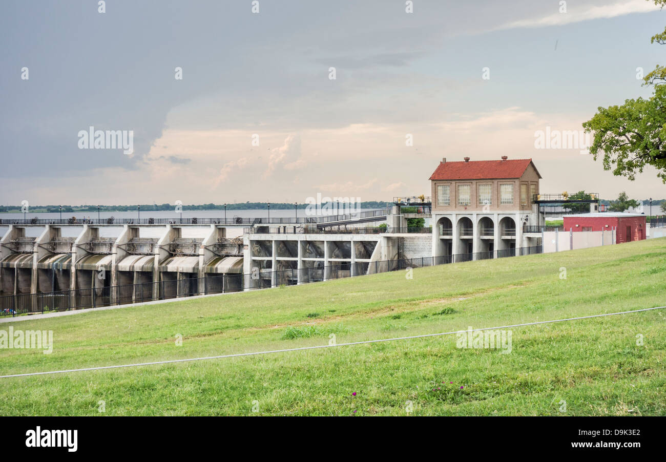 See Overholser Damm in Oklahoma City, Oklahoma, USA, 1917 erbaut. Es impounds Wasser aus dem Norden Canadian River. Stockfoto