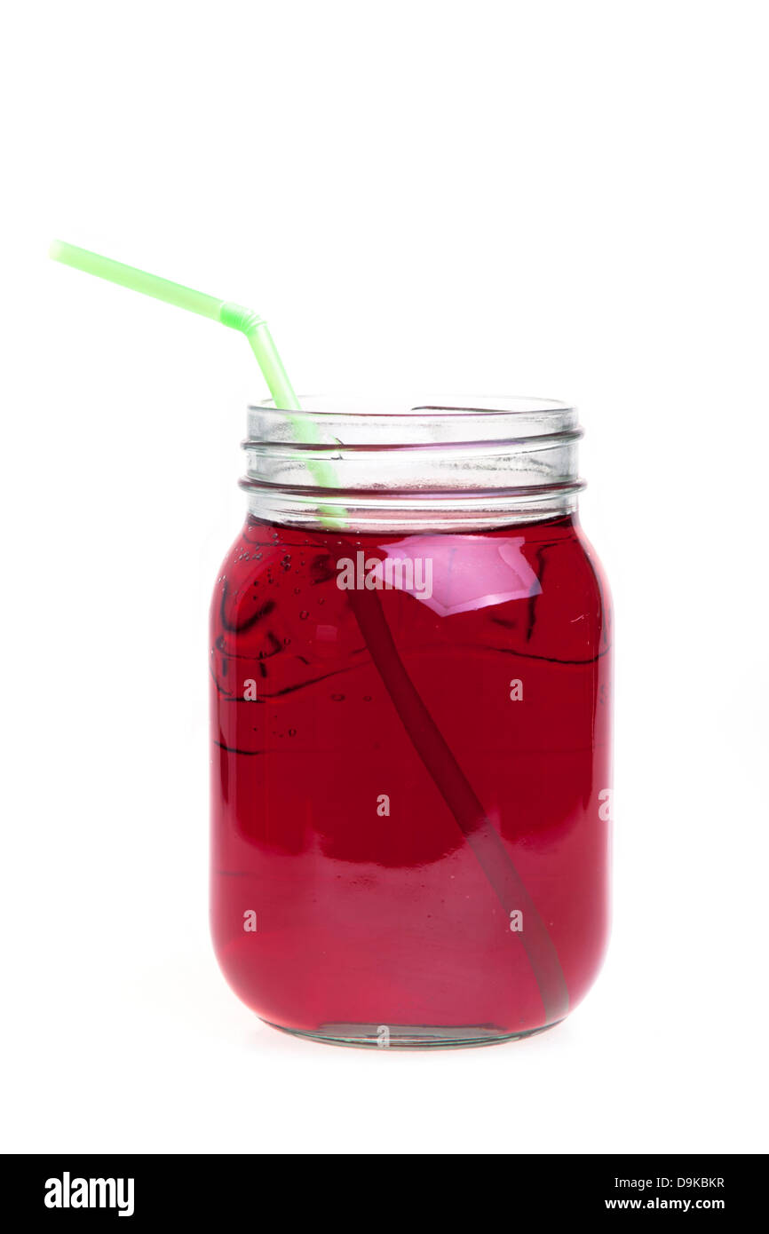 Blackcurrent Saft Getränke in ein Marmeladenglas Stockfoto
