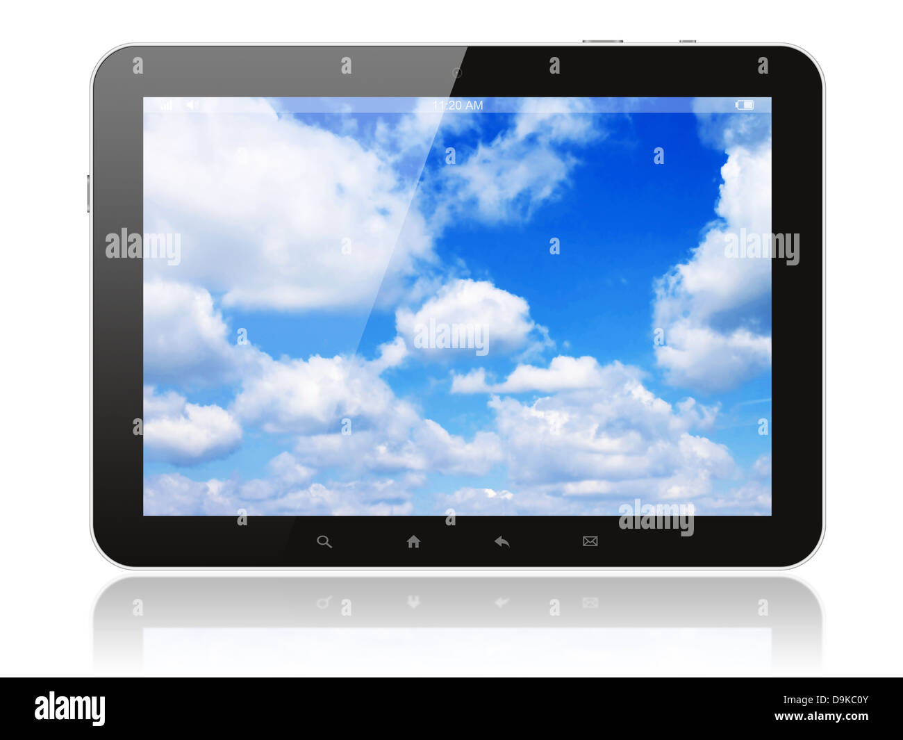 Tablet-pc mit blauem Himmel auf weißem Hintergrund Stockfoto