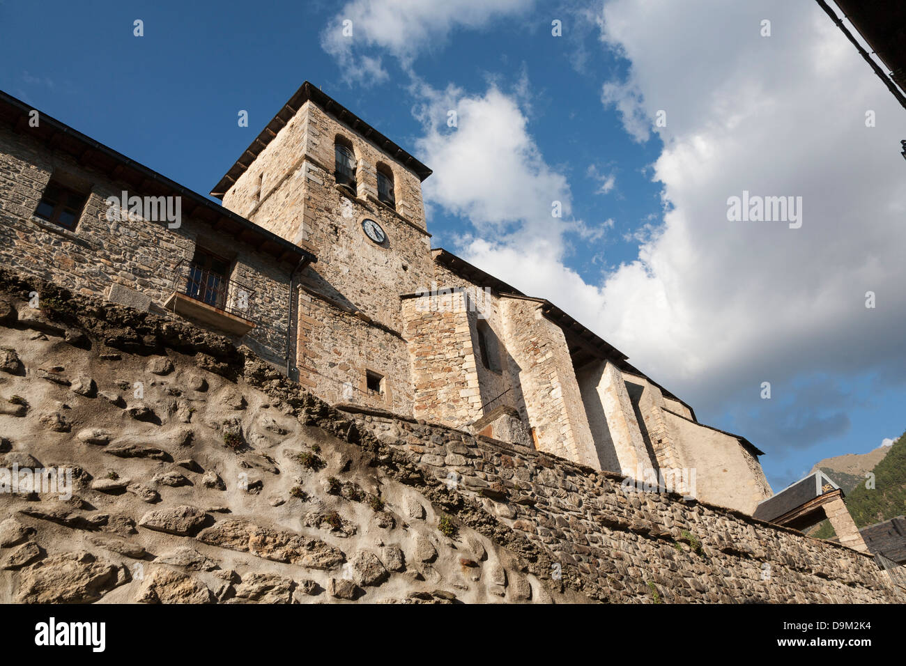 Kirche von Asunción - Sallent de Gállego, Huesca, Aragon, Spanien - Sallent de Gállego, Huesca, Aragon, Spanien Stockfoto